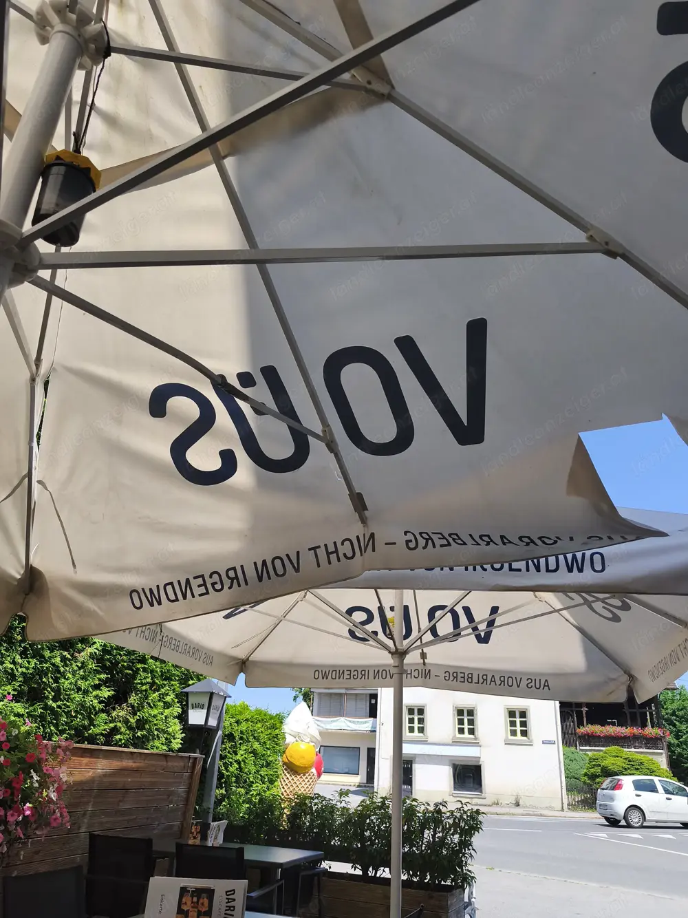 Sonnenschirm zu verschenken Sonnenschirm zu verschenken