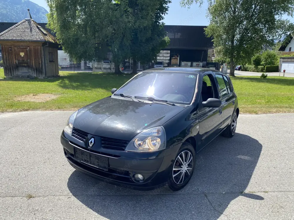 2004 Renault Clio *FRISCH PICKERL* *Klima* 2004 Renault Clio *FRISCH PICKERL* *Klima*