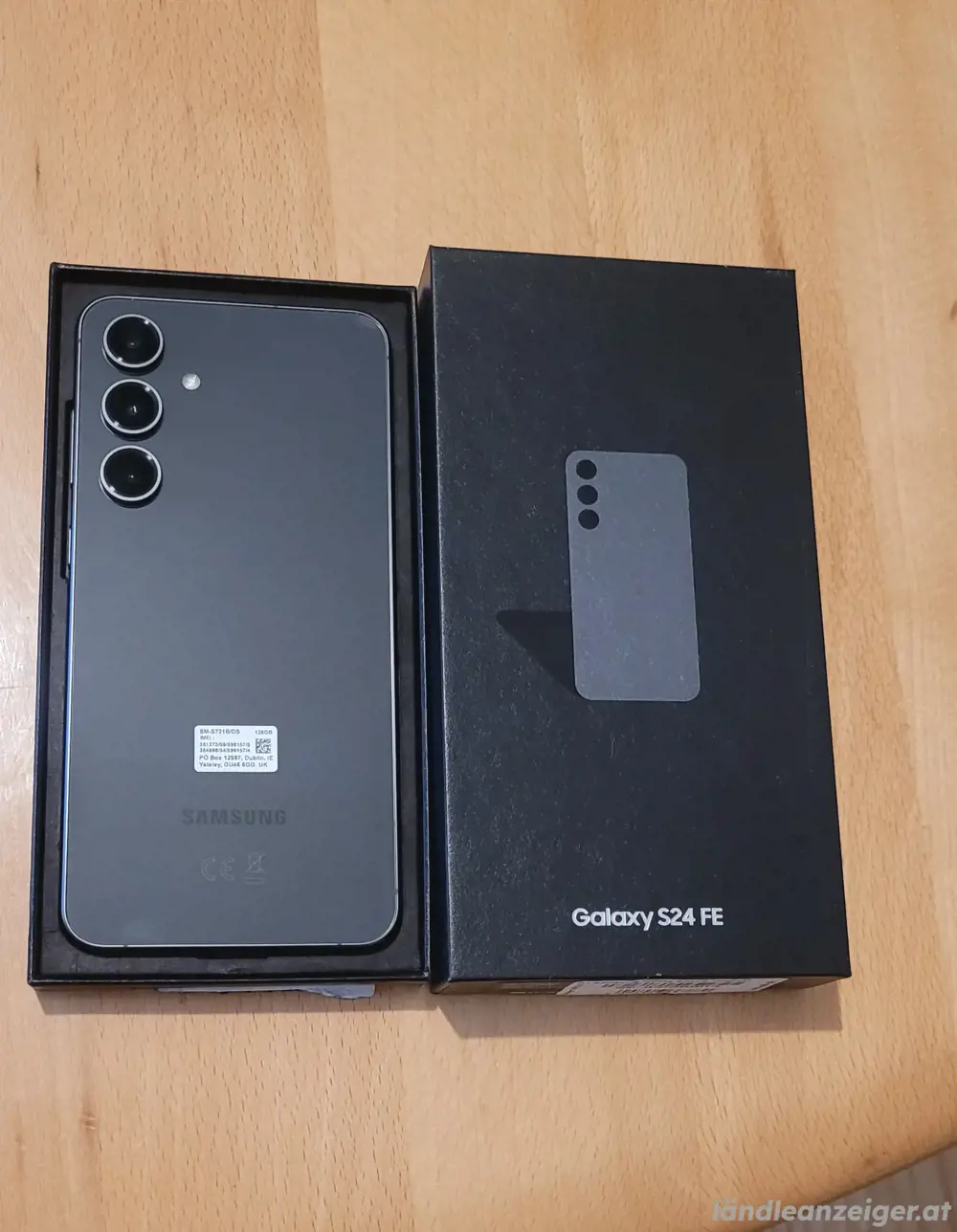Samsung Galaxy S24 FE Samsung Galaxy S24 FE