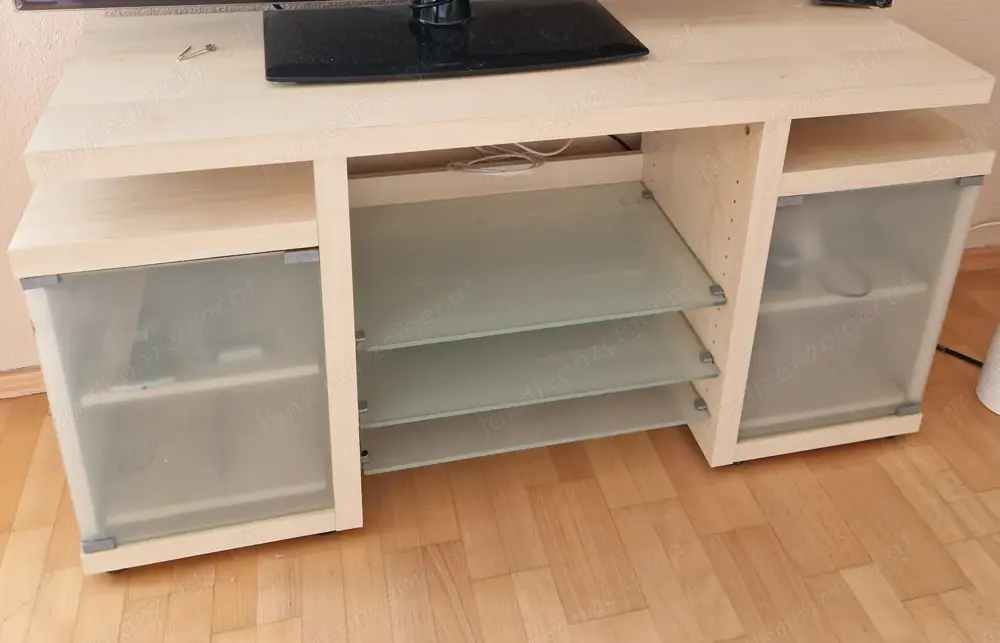 TV Kommode anzugeben TV Kommode anzugeben