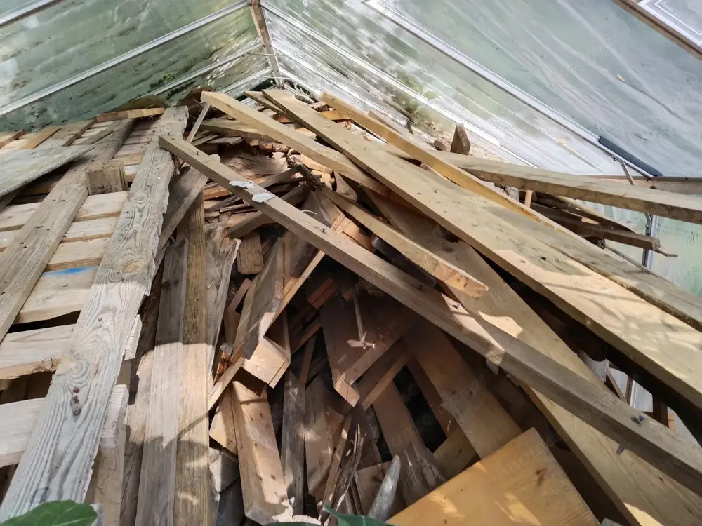 Holz zum Verbrennen!
