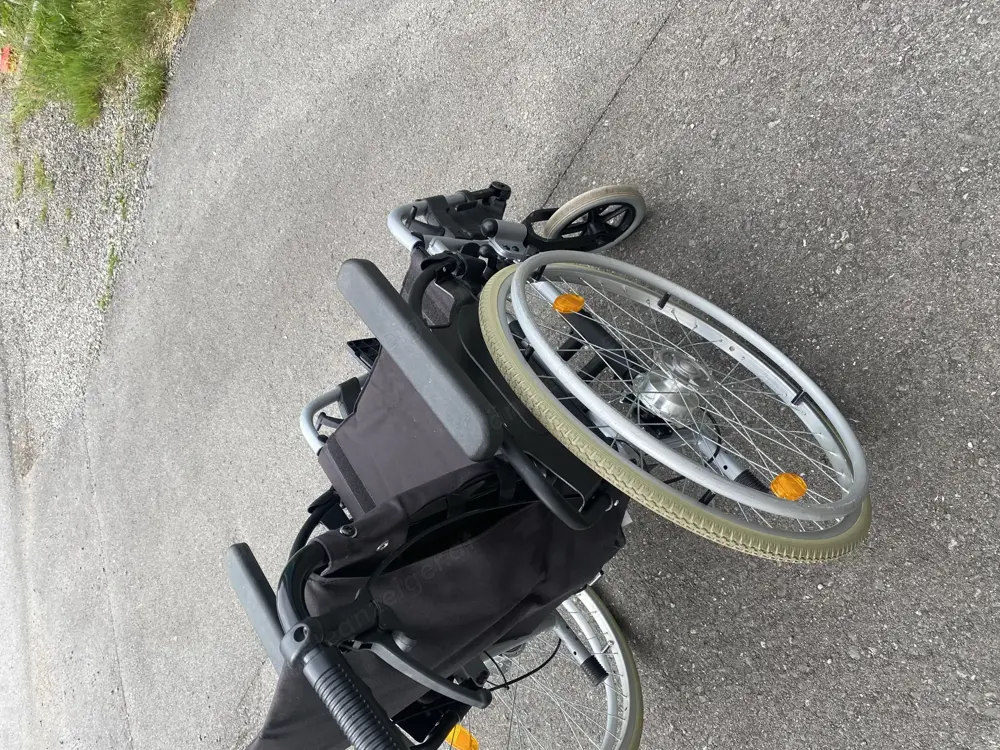 rollstuhl rollstuhl