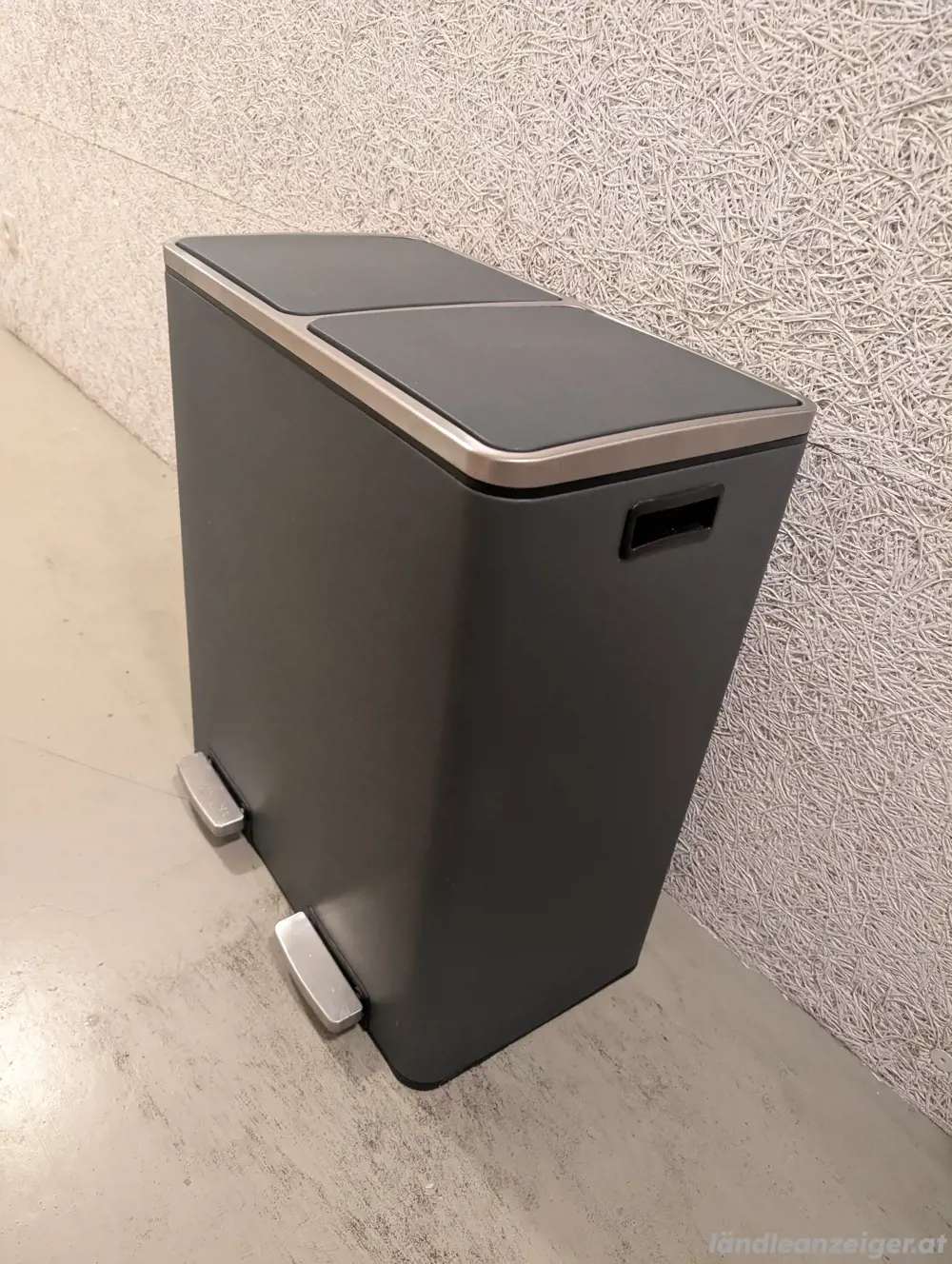 Mistkübel Mülleimer 60l (2x30l) Mistkübel Mülleimer 60l (2x30l)