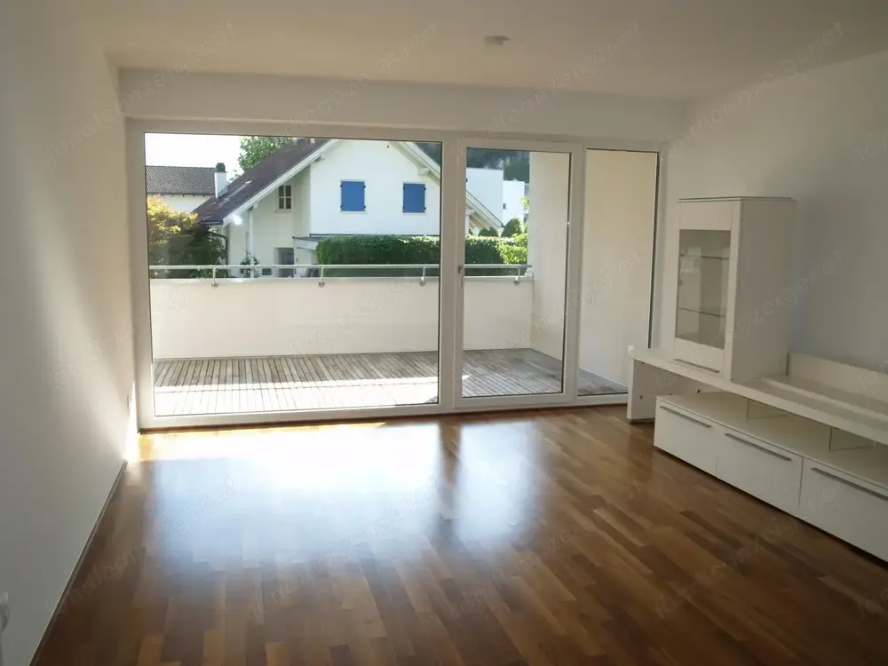 Feldkirch: Zentrums- und grenznahe Wohnung mit TG