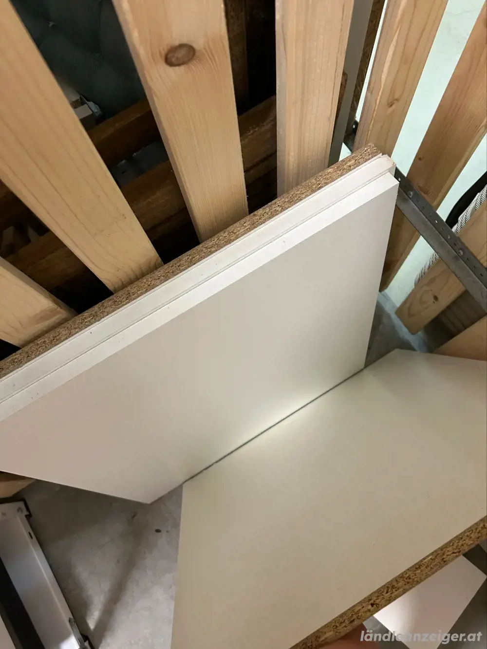 Bretter für Schrank zu verschenken Bretter für Schrank zu verschenken