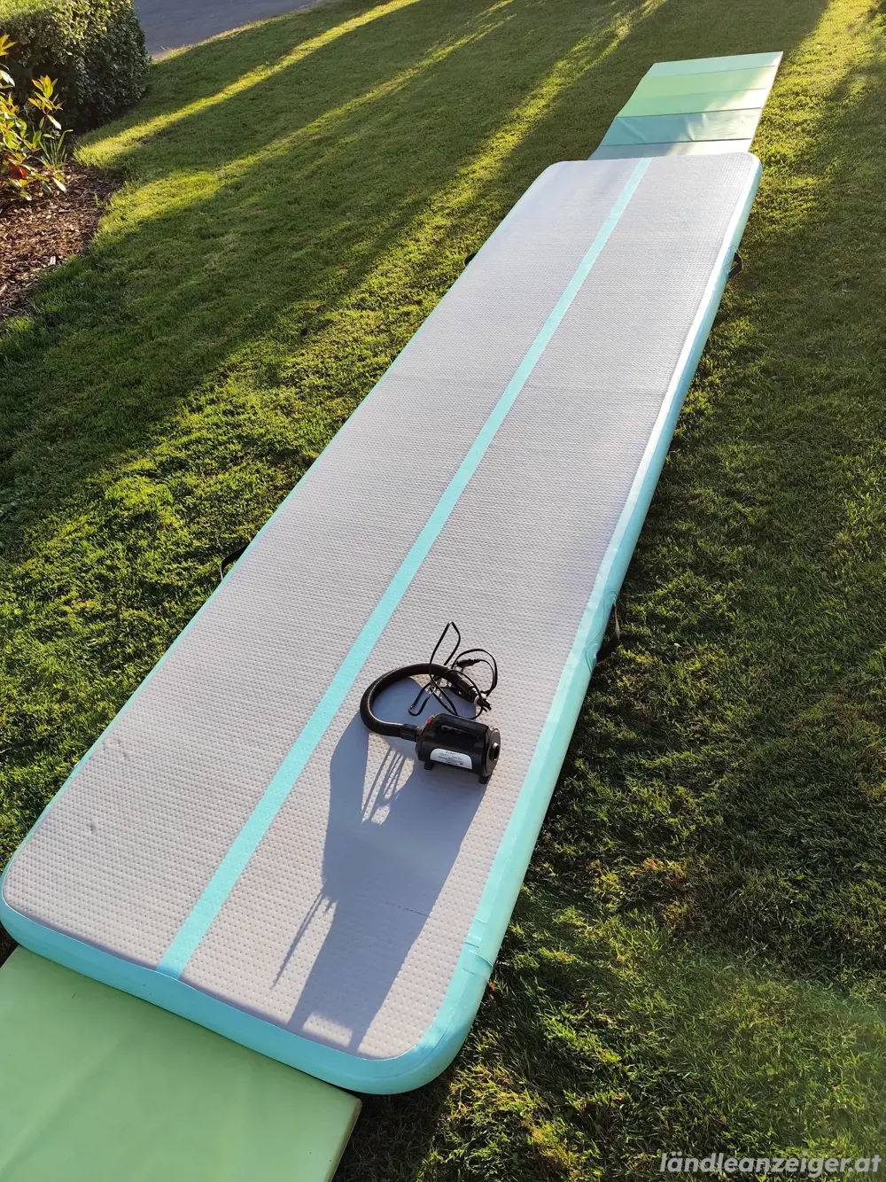 Airtrack Matte 400 x 100 x 10 cm Airtrack Matte 400 x 100 x 10 cm