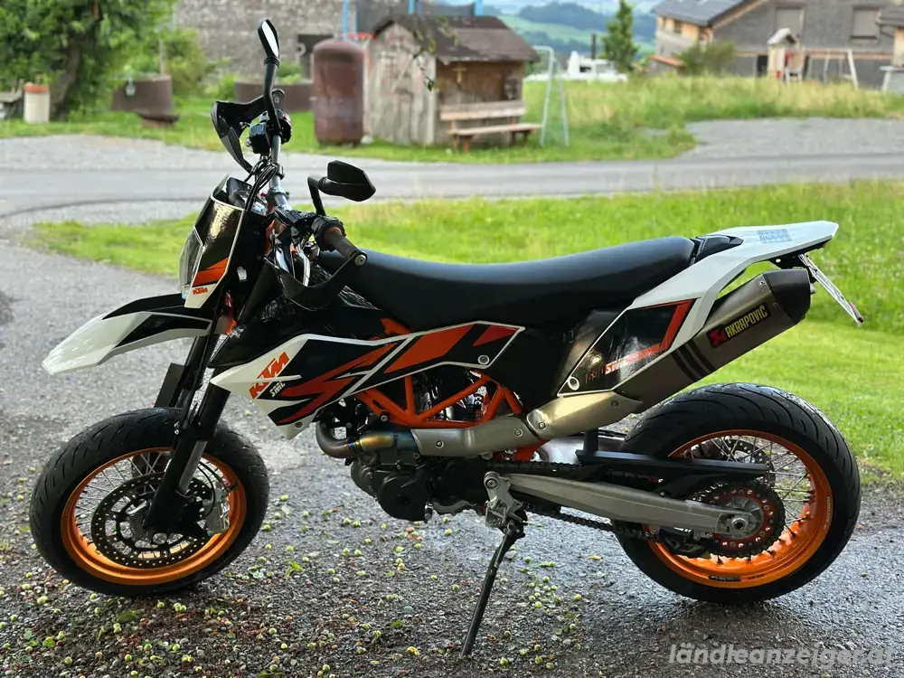 Supermoto KTM SMC 690 Supermoto KTM SMC 690