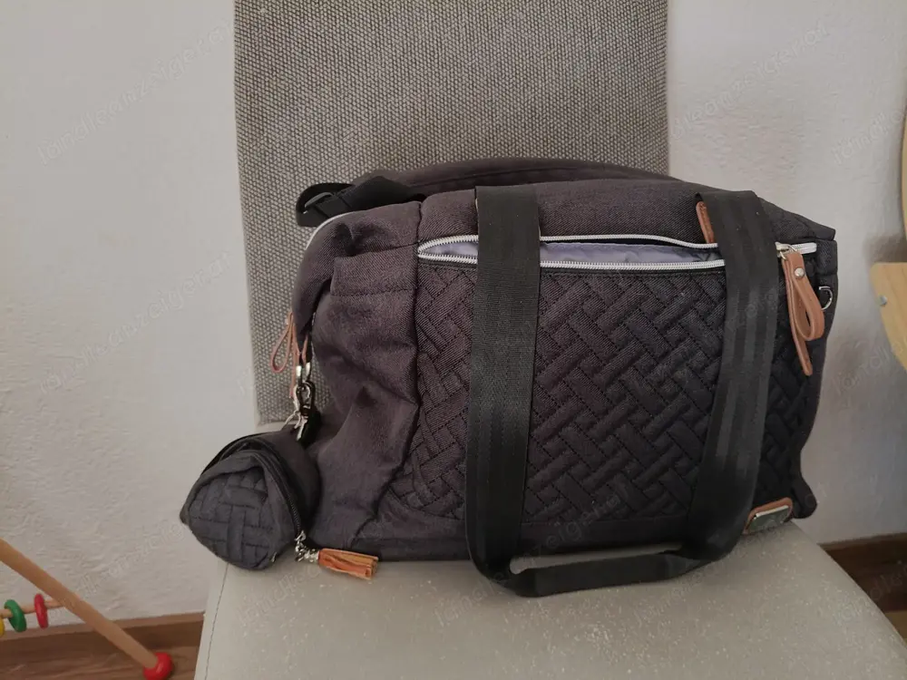 Große Wickeltasche schwarz