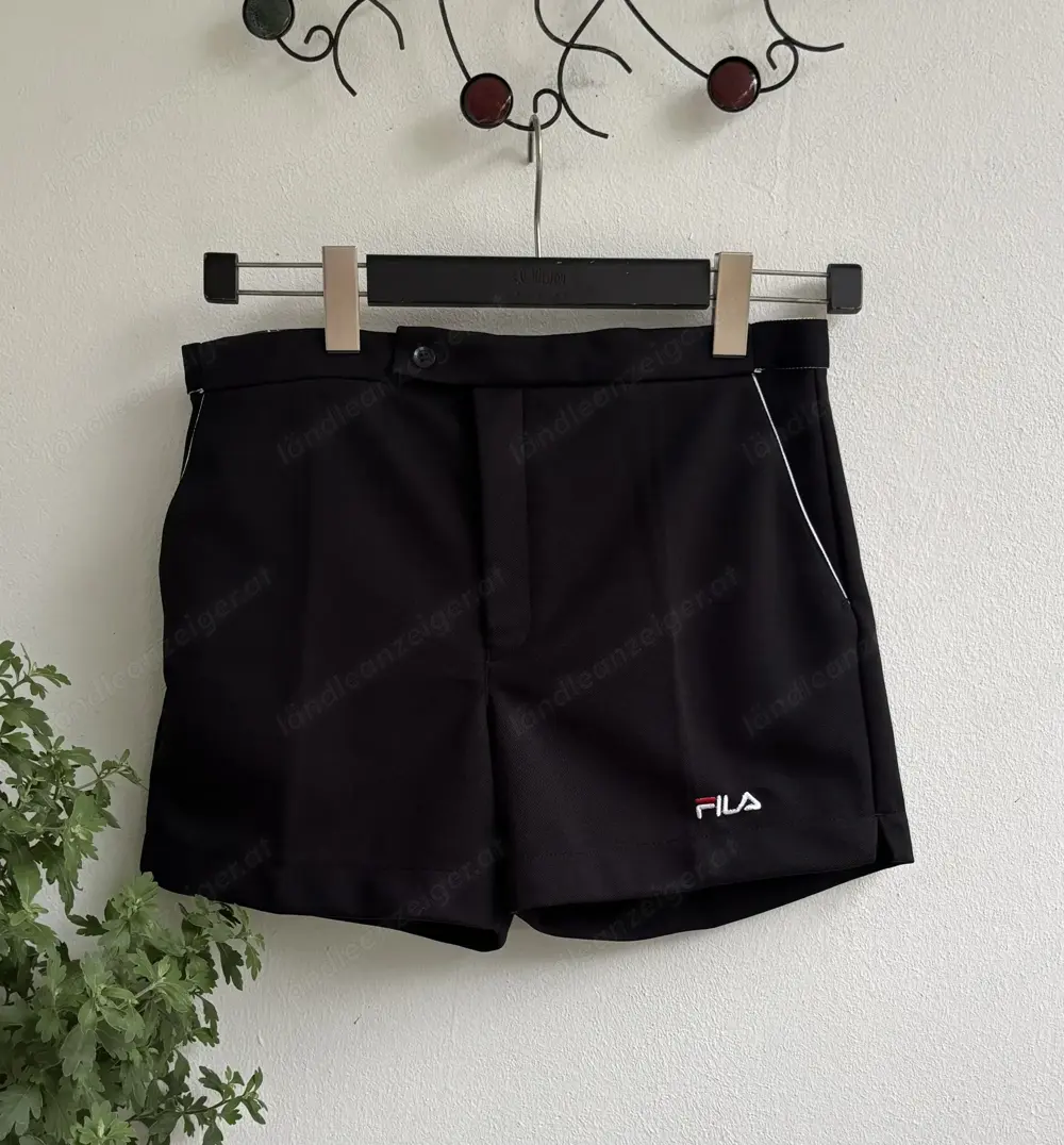 Kurze Damen Hose von Fila