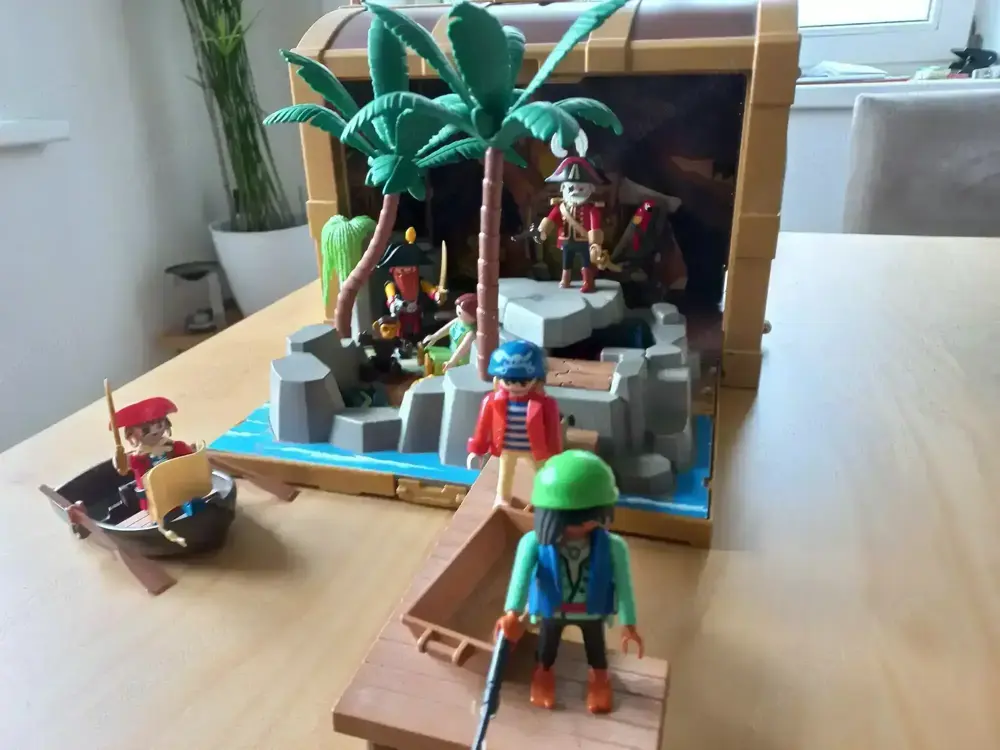 Playmobil Schatzinsel mit Zubehör 