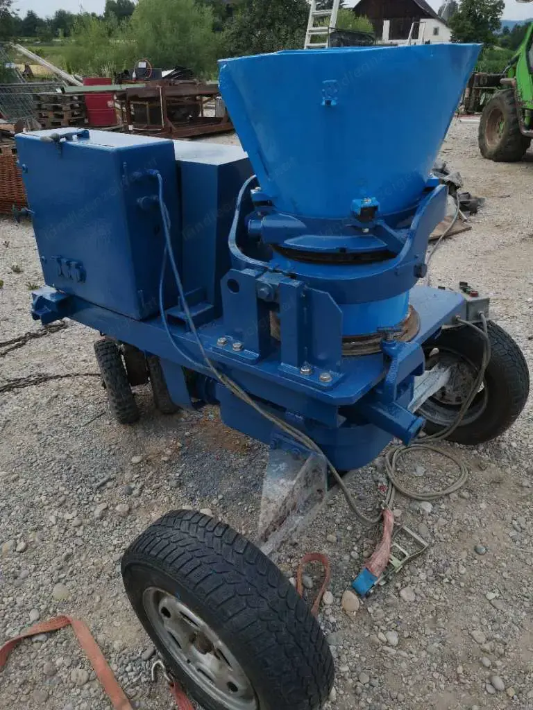 Mayco piccolo Betonsprietzmaschine