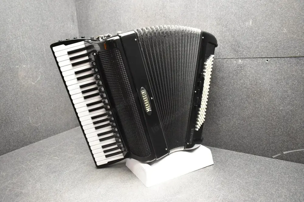 Mengascini Cassotto (16+8) Converter 4 Chörig 120 Bässe