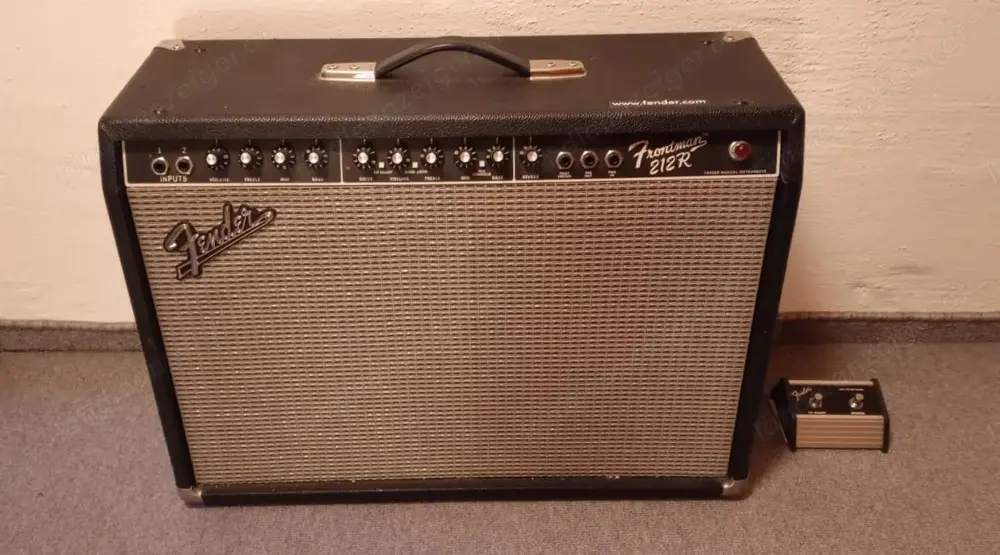 Fender Frontman 212 R Gitarren-Verstärker
