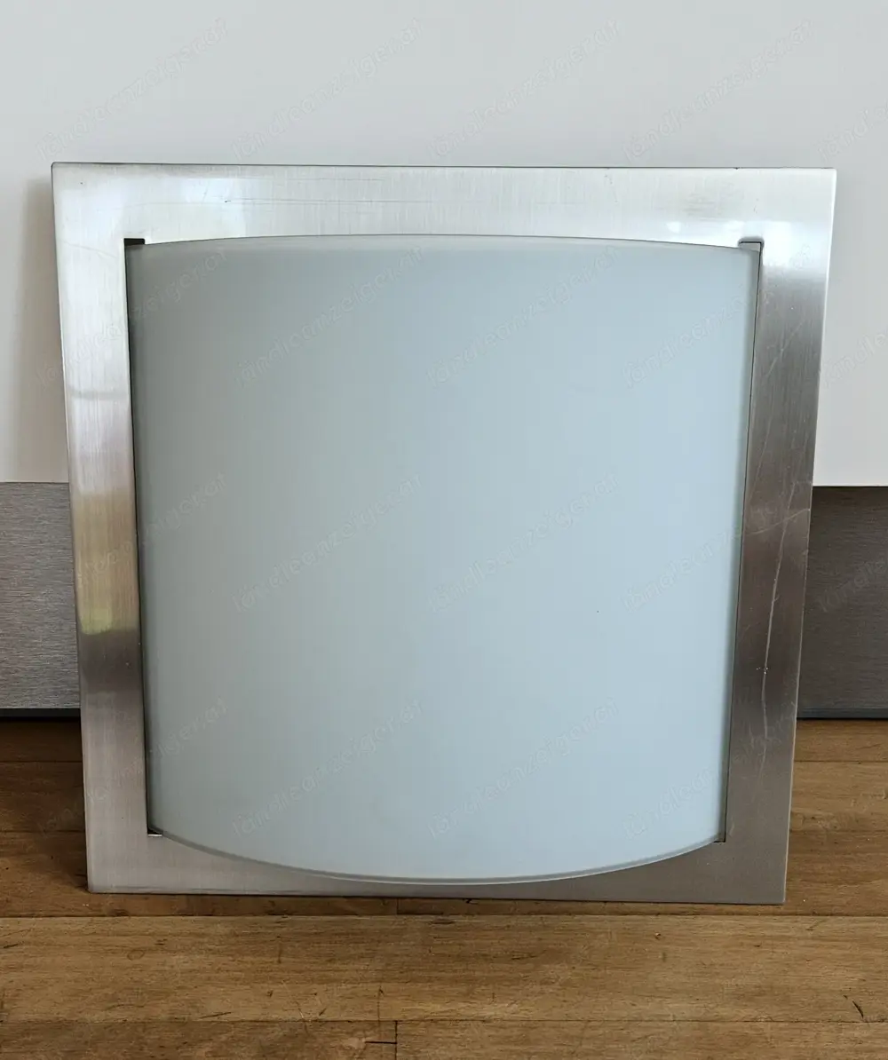 Zwei elegante EGLO-Wandleuchten aus Glas & Edelstahl - gebraucht