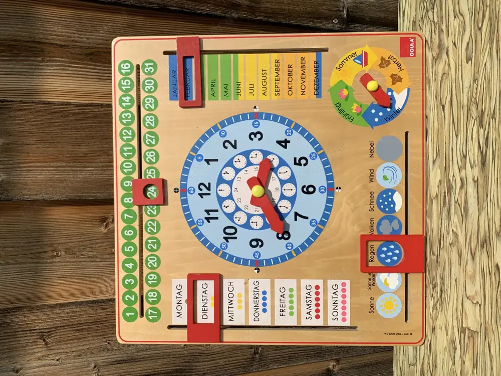 Kalenderuhr - Nachhaltig aus Holz- Goula