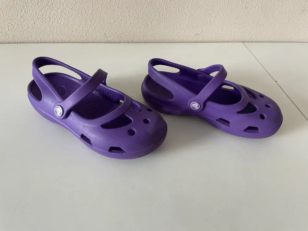 Crocs Ballerinas lila Größe 10 (EU 27-28) original - wie neu - Mädchen