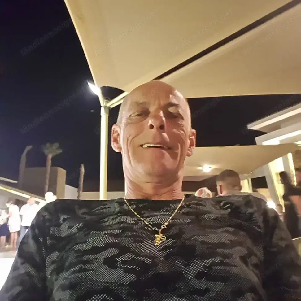 Frau für einen Blowjop gesucht 