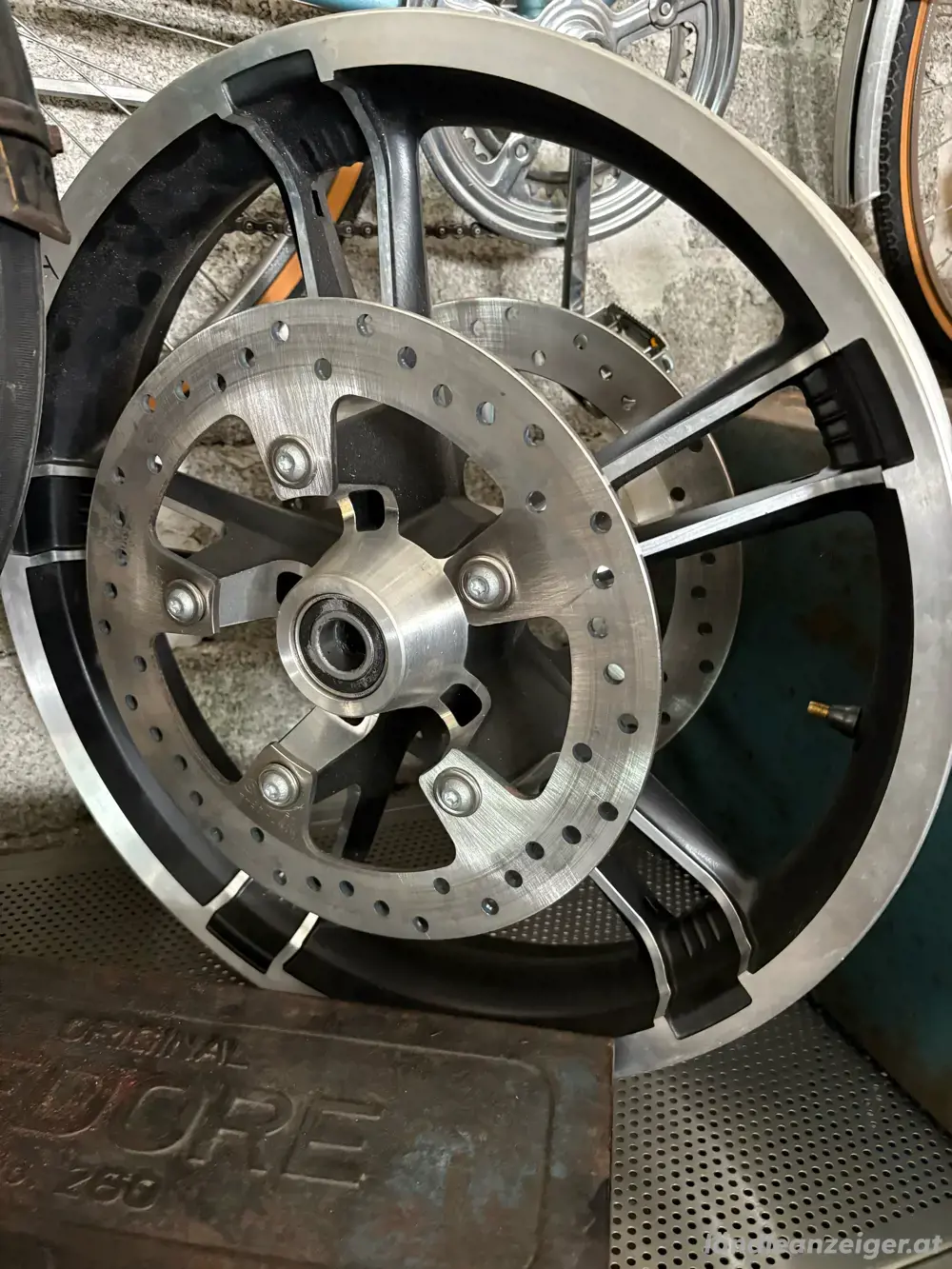 Felge Vorderrad Harley Touring 18Zoll orignal