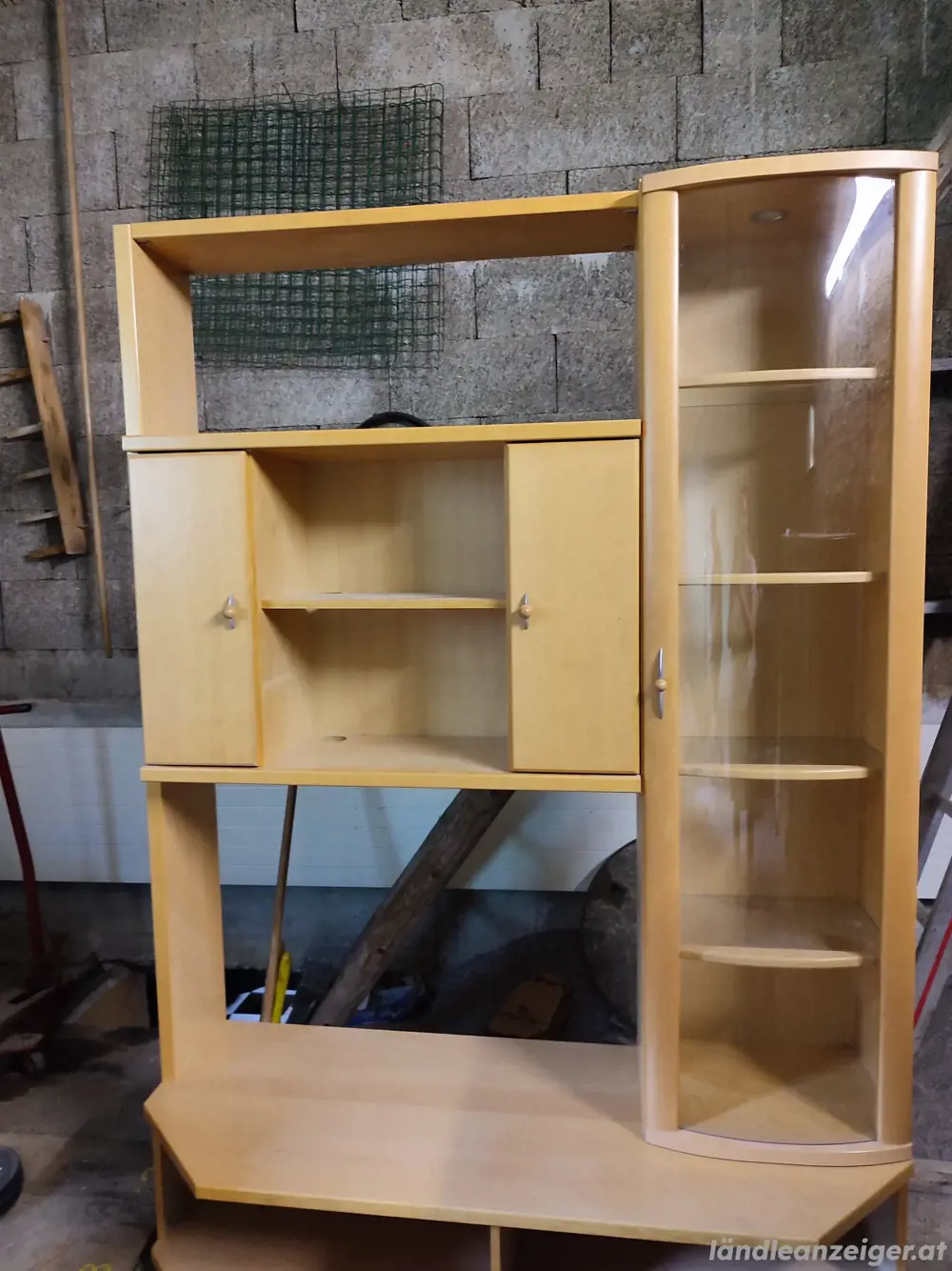 Wohnwand zu verschenken 