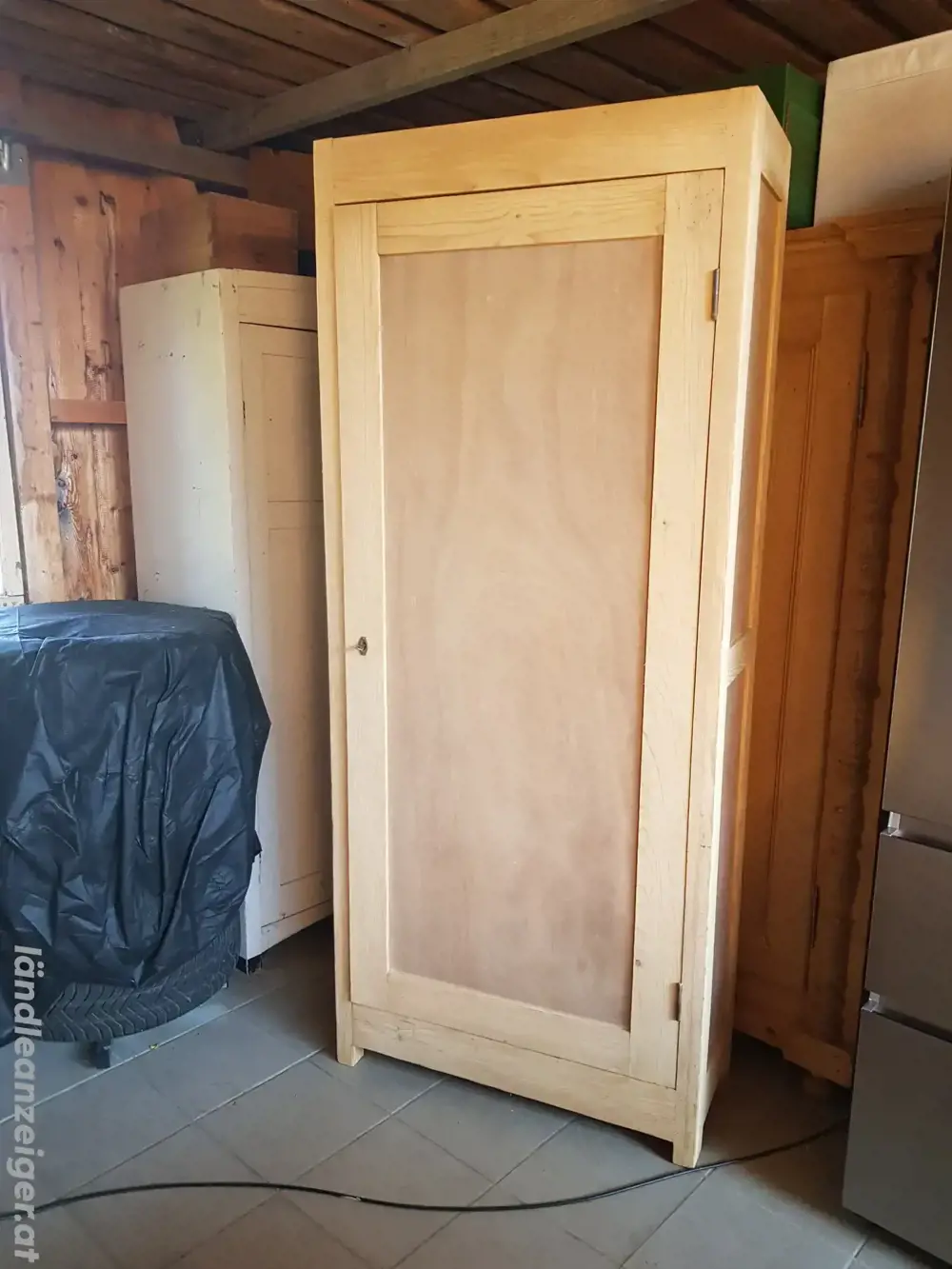 Alten Kasten zu verkaufen 