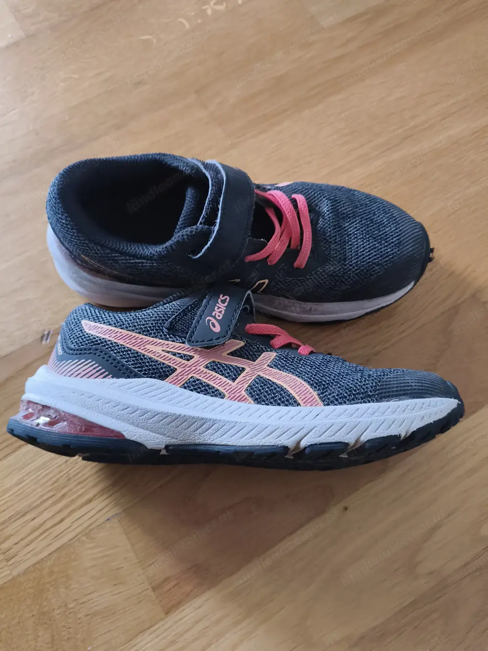 ASICS Kinderlaufschuh 