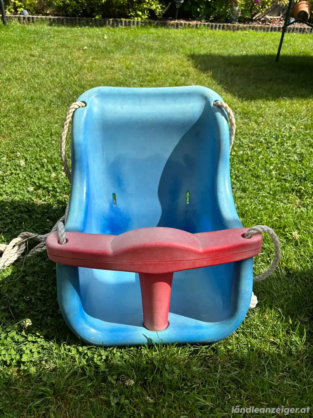 Babyschaukel zu verschenken