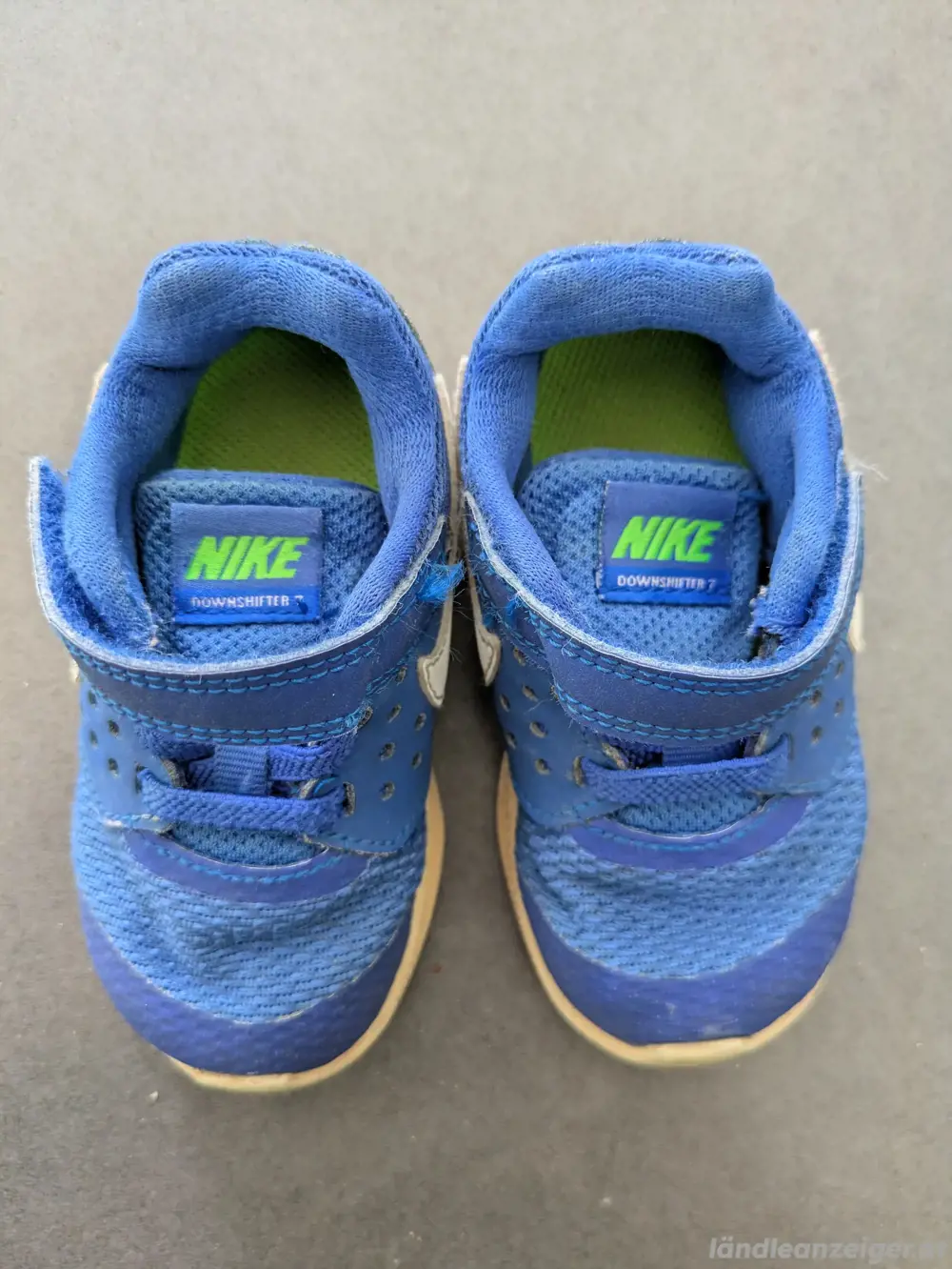 Nike Sneaker Größe 22