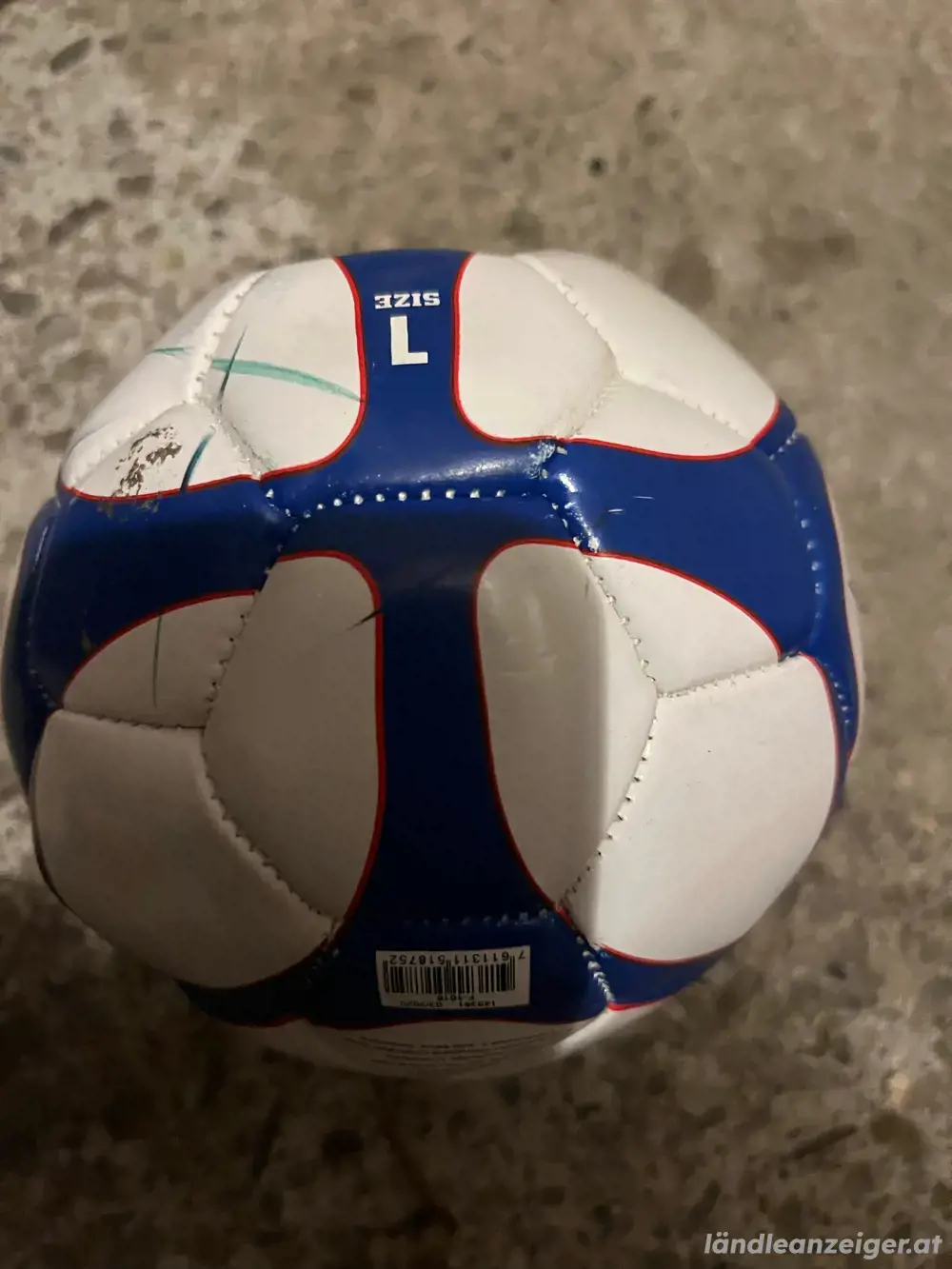 Ball klein Intersport