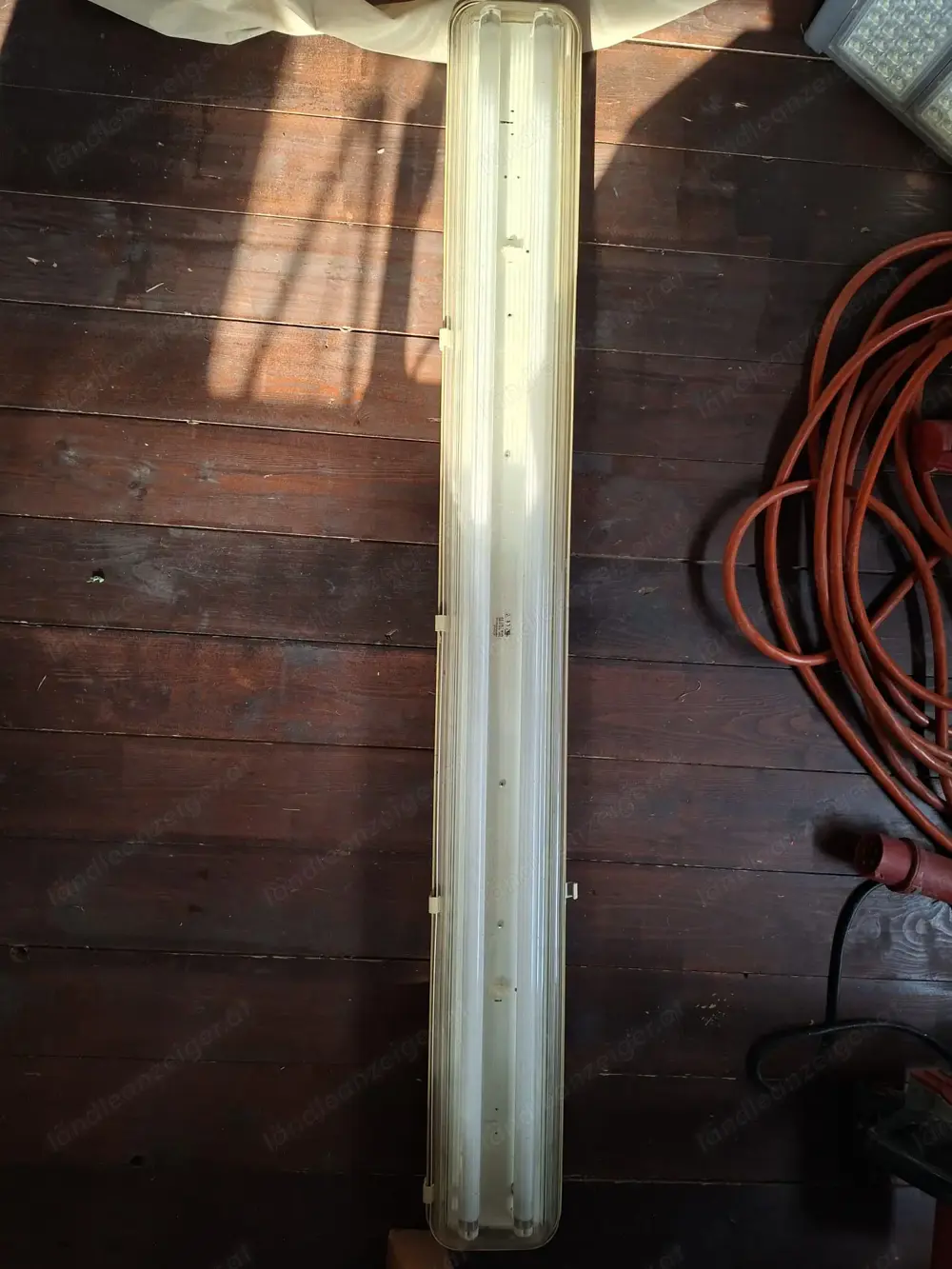 Lichtleiste neonröhre