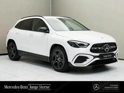 Mercedes-Benz GLA 200 d 4MATIC W-Paket Navi Night Sport KAM