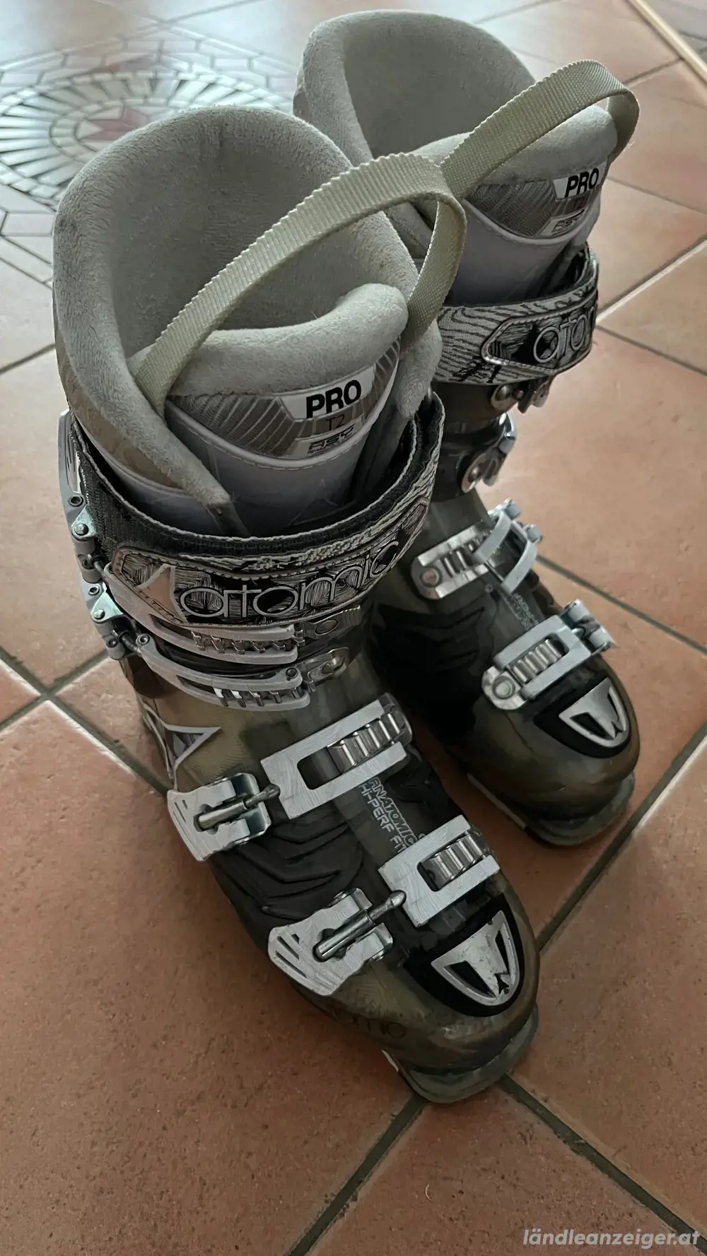 Atomic T2 PRO Skischuh (Gr. 39)