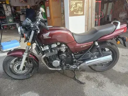Honda CB 750 F2T