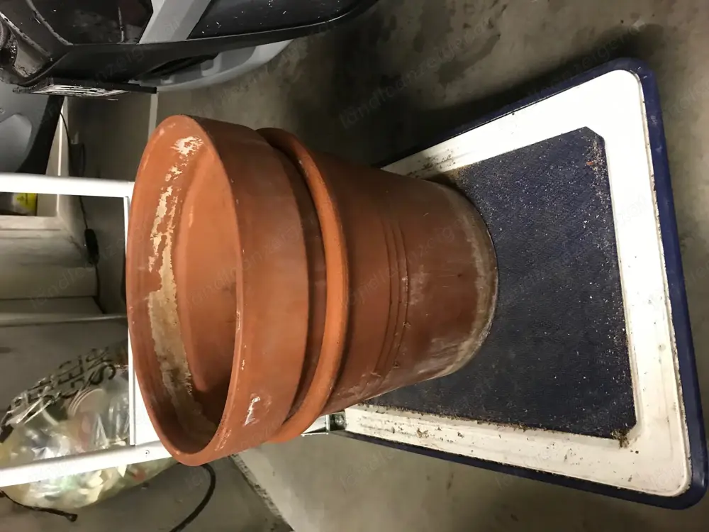 Terracotta Töpfe