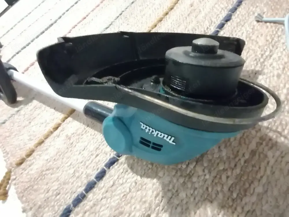 Makita DUR181 18V Akku Rasentrimmer