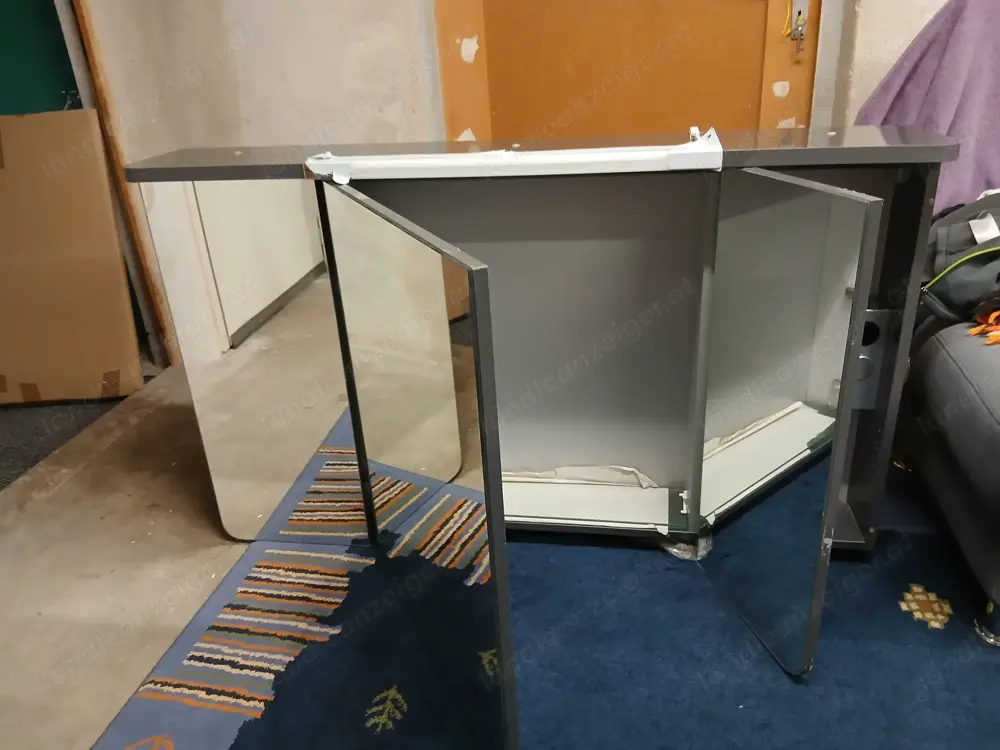 Bad   Spiegelschrank 