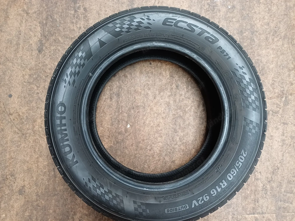 4x Kumho Sommer 205 60-R16-92V PS-71 DOT 29 24 7mm 