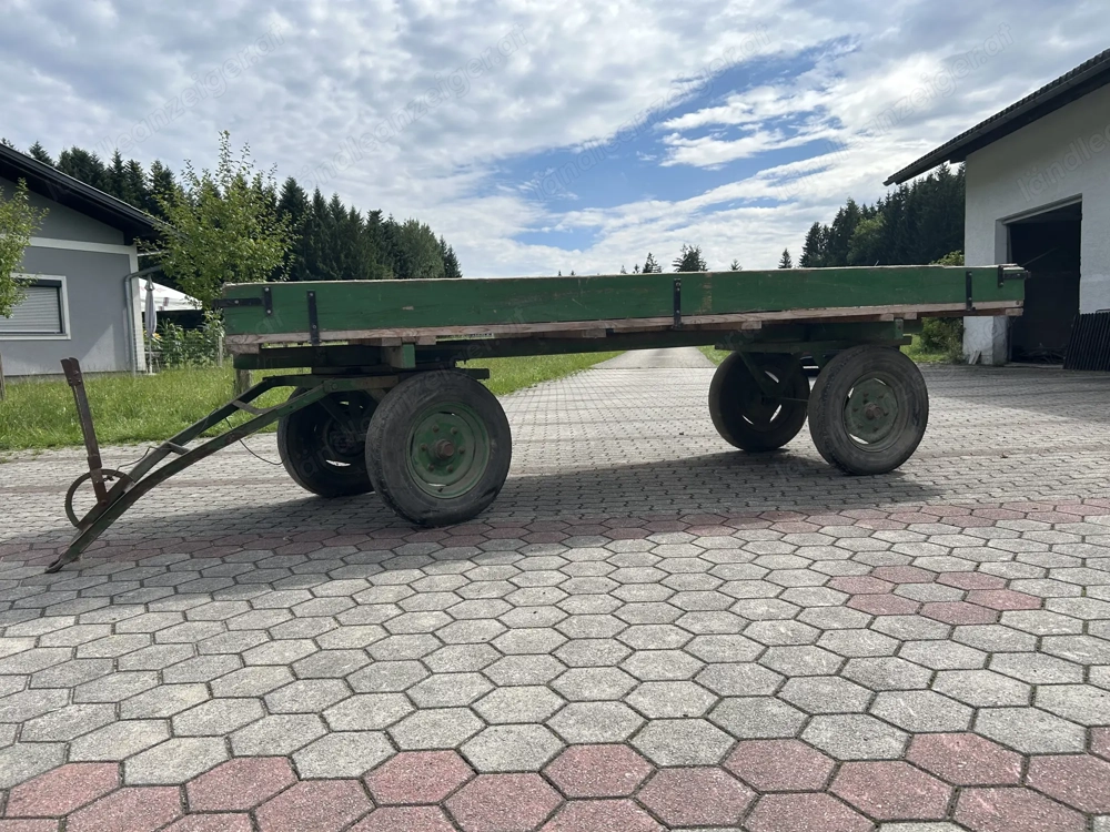 Anhänger Traktor   Gummiwagen
