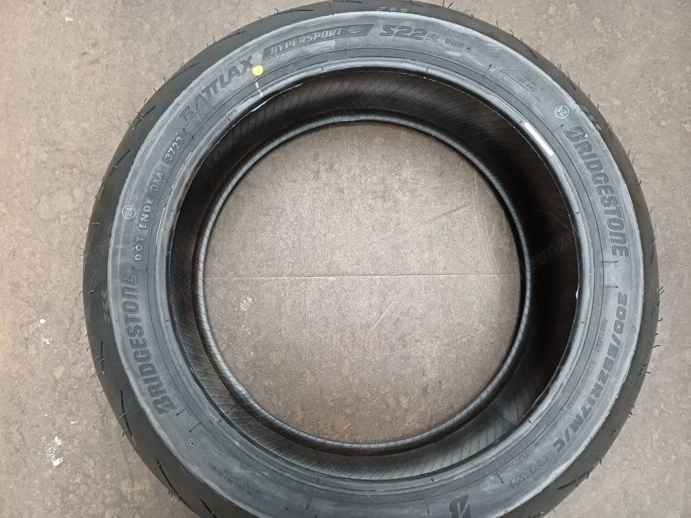 1 Stk. Bridgestone Moto-Reifen 200 55-R17-78W Neu DOT 3723 