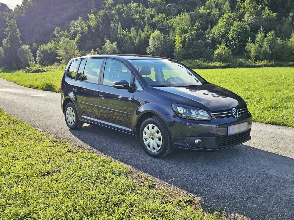 Verkaufe gepflegten VW Touran 1.6 TDI   7-Sitzer   Top Familienauto