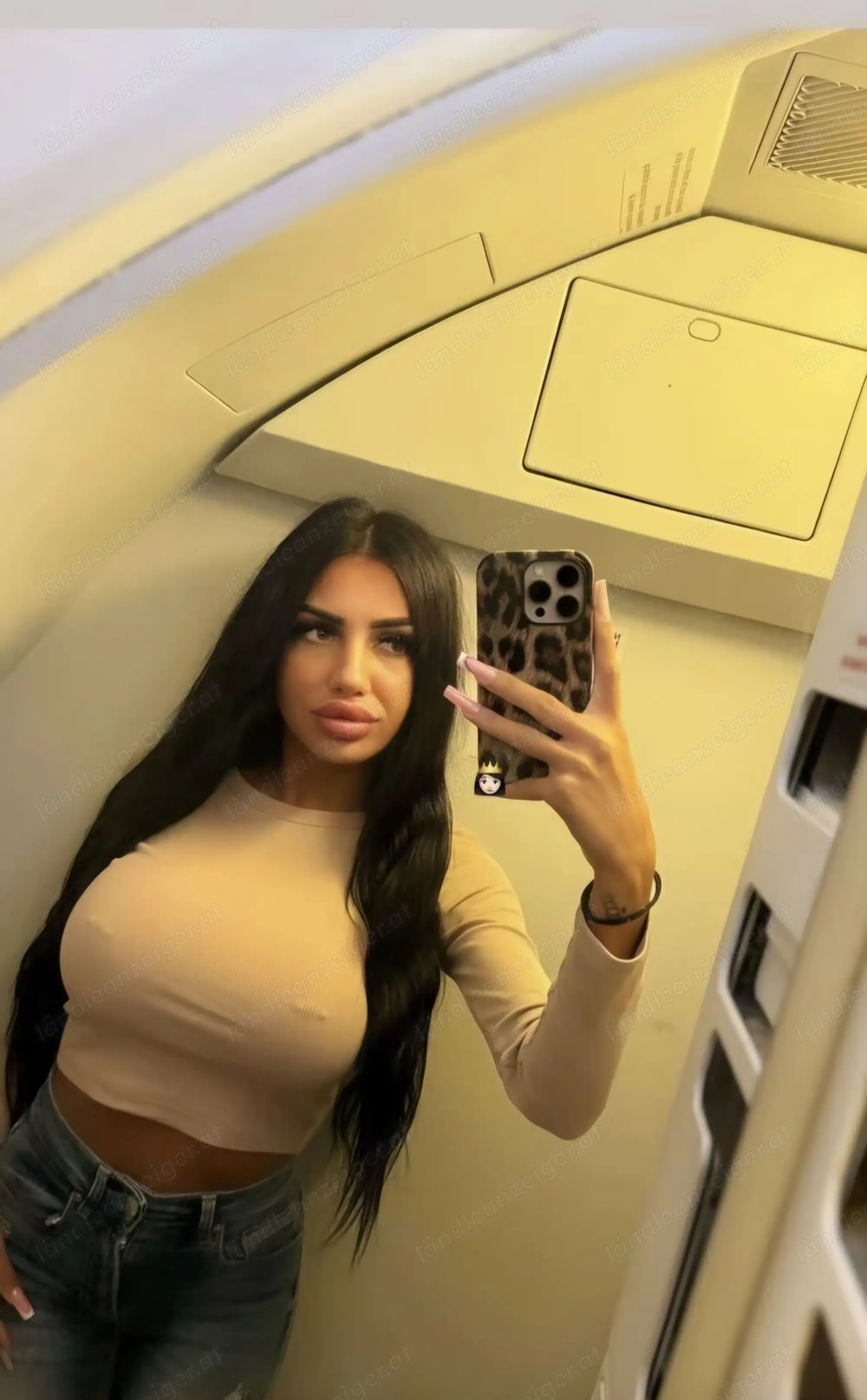 Ich bin gerade in deiner Stadt angekommen Mein Name ist Mia