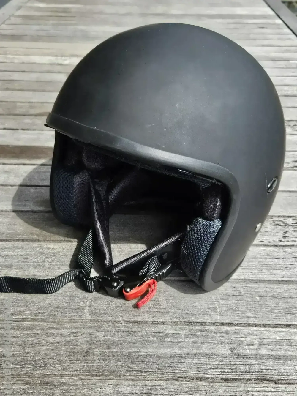 Mototradhelm