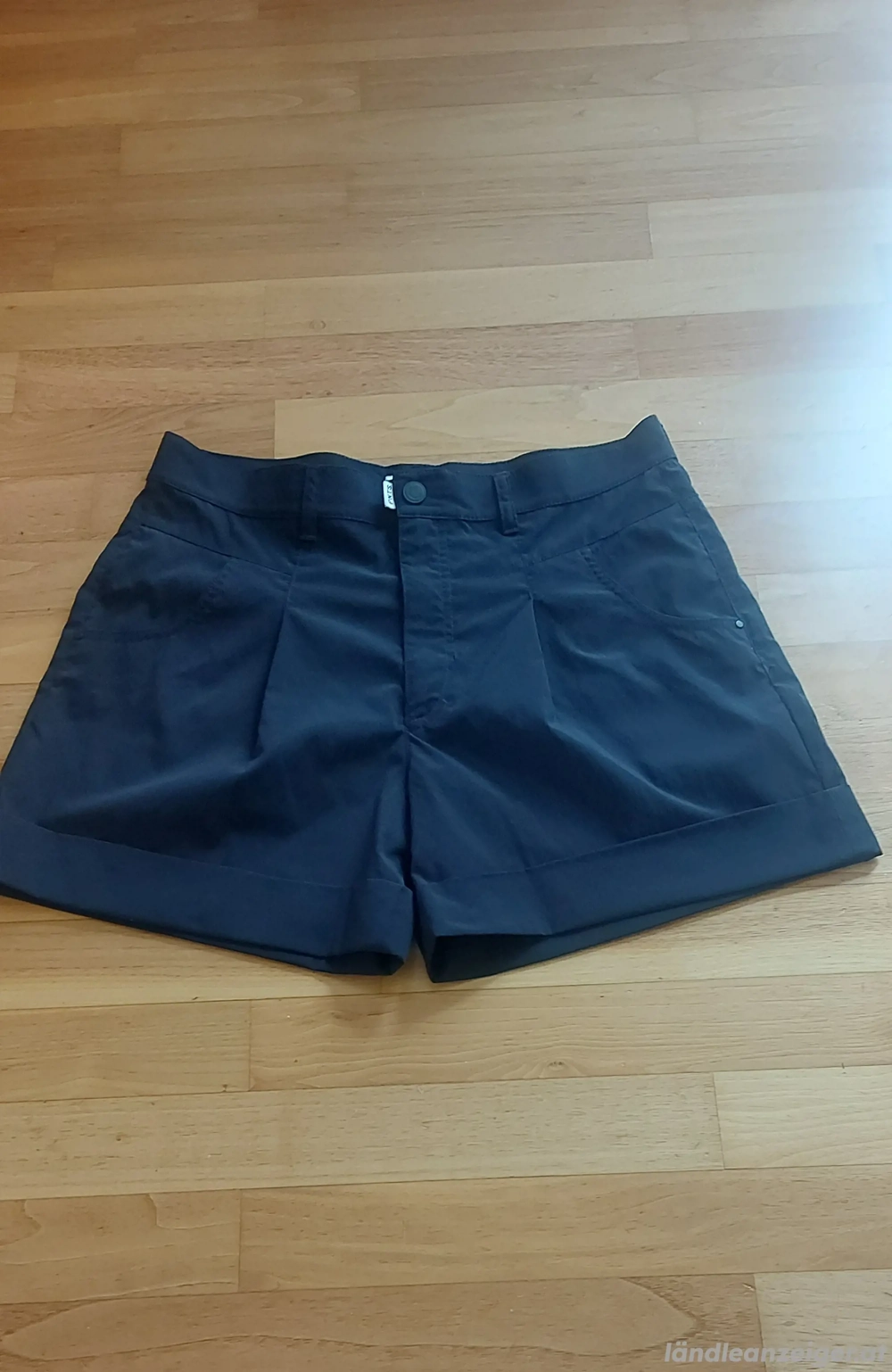 Shorts von PNTS