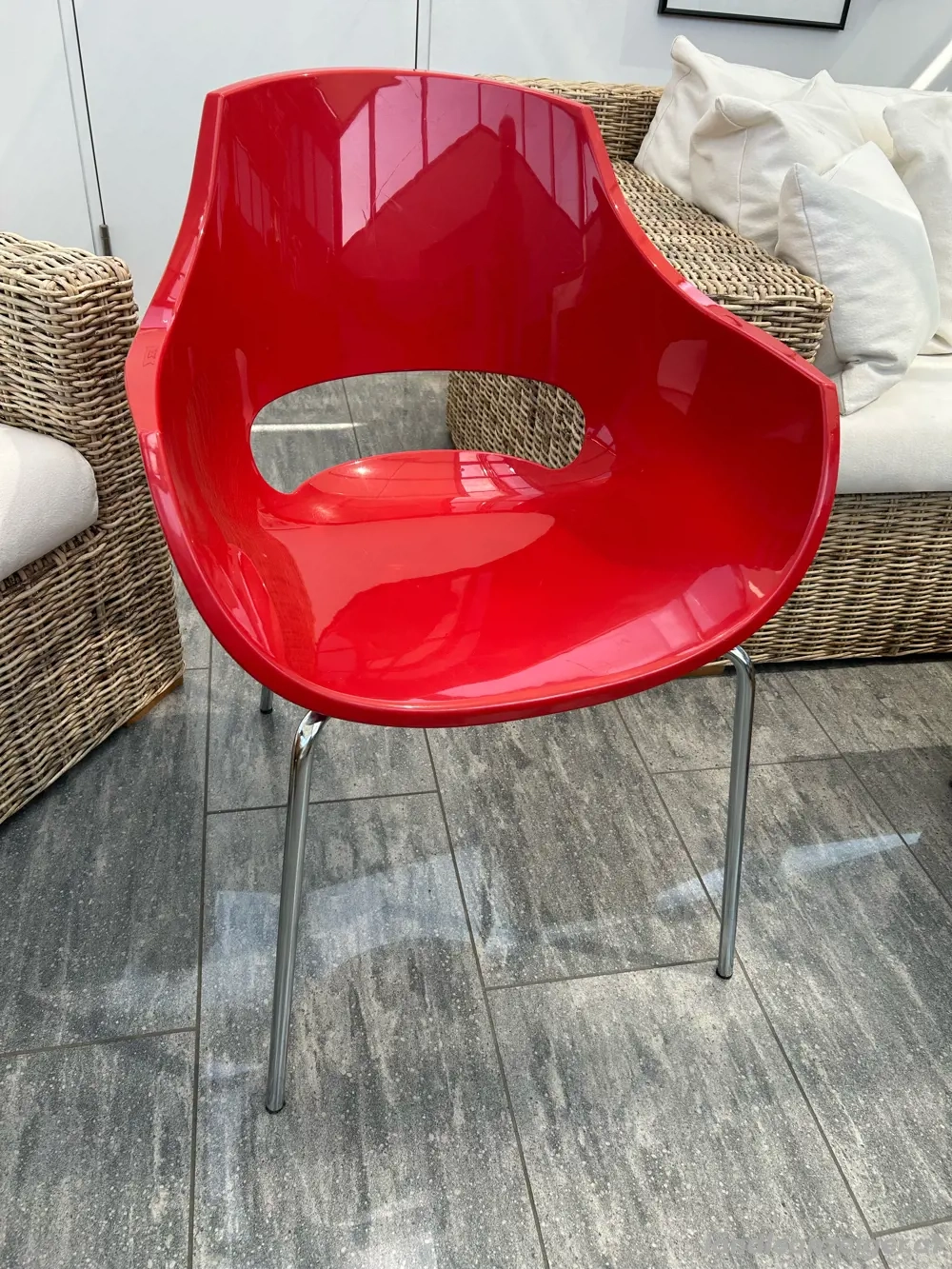 Designer Stuhl von OPAL in ROT
