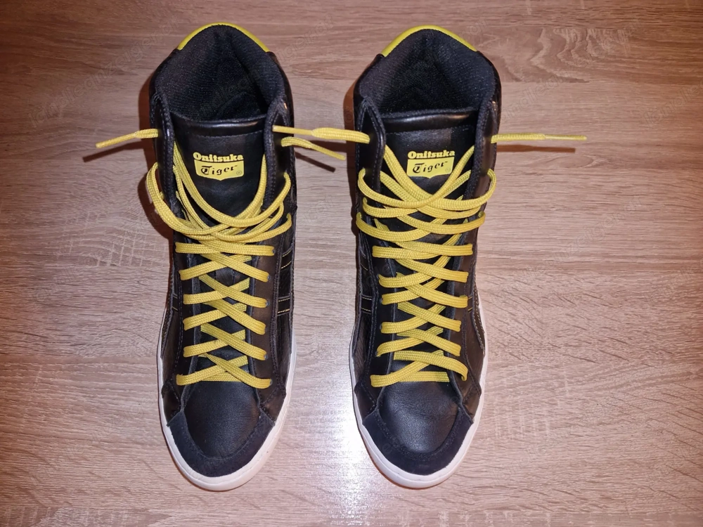 Turnschuh nie verwendet gr.41,5