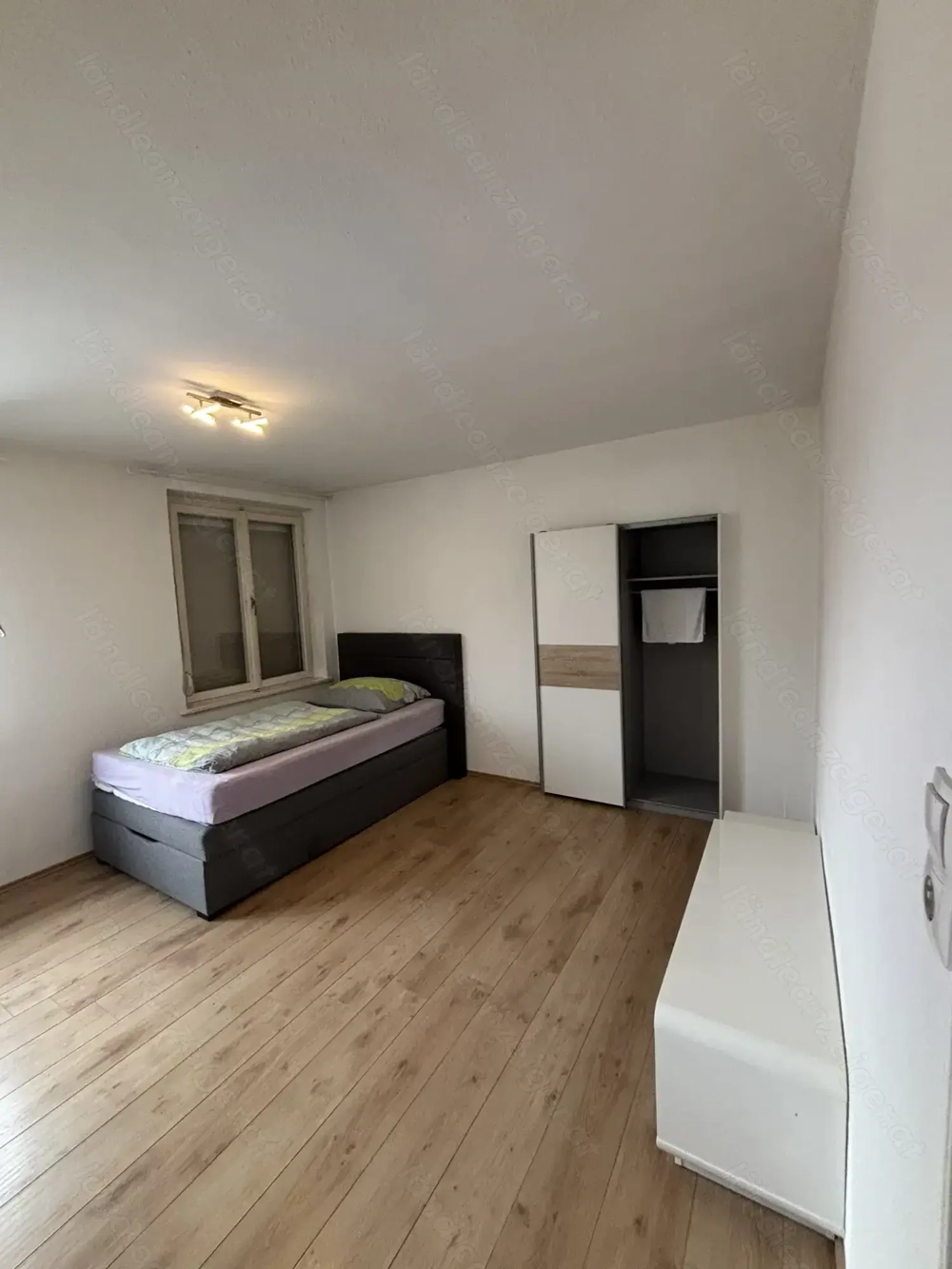 Möbliertes Zimmer für Leasingarbeiter zu vermieten