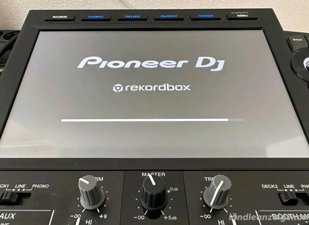 Pioneer DJ XDJ-RX3 All in One Controller