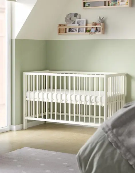 Baby Bett Gulliver Ikea 60x120cm, mit oder ohne Krummelur Matratze 8x60x120cm