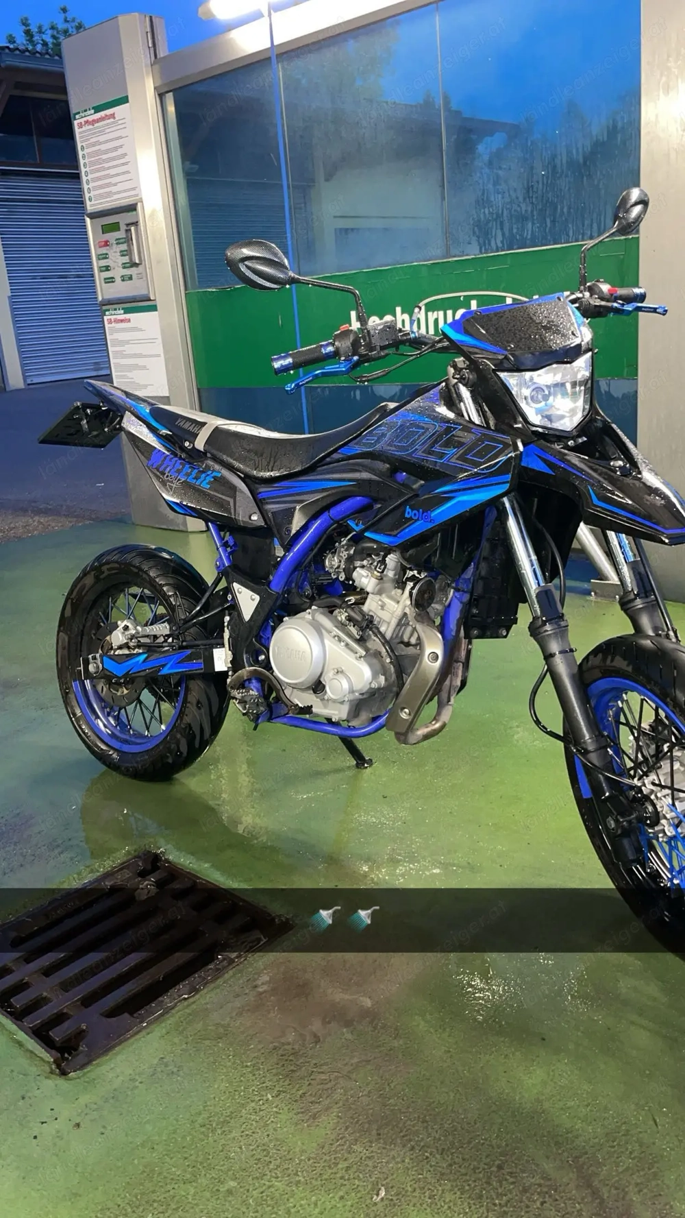 YAMAHA WR125 Supermoto