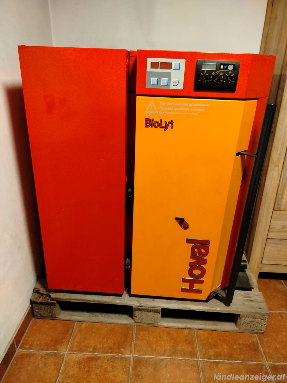 HOVAL BioLyt-C Pelletsheizung