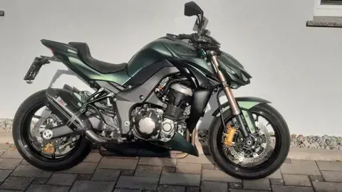 Kawasaki Z1000